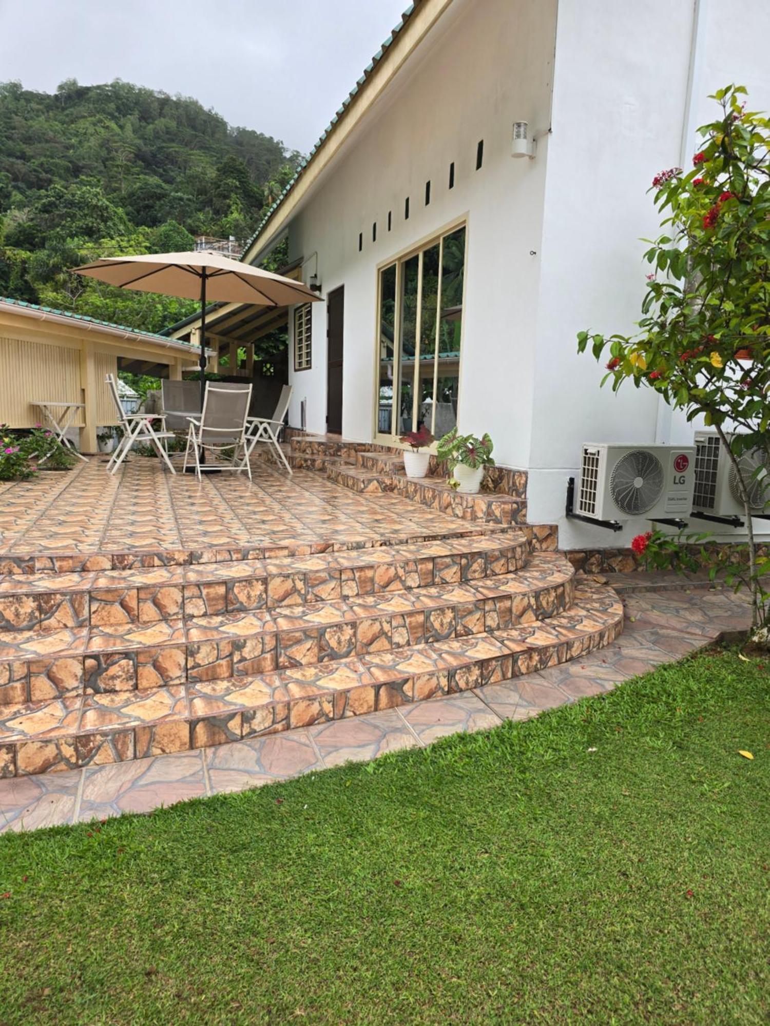Loversnest Self Catering Anse aux Pins Esterno foto
